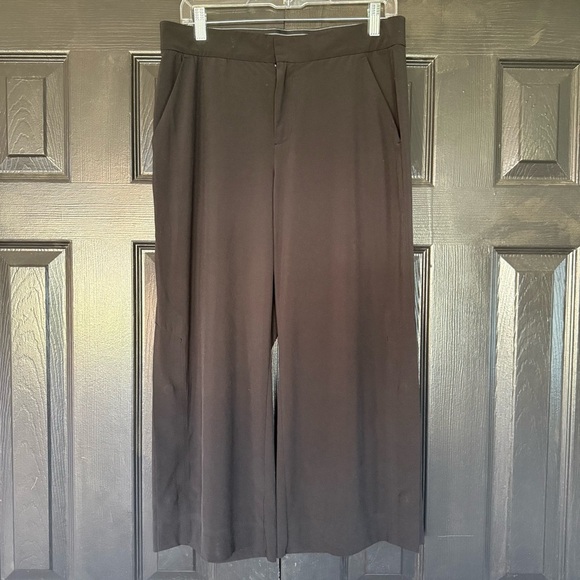 ATHLETA Pants SZ 8 Tribeca Wide Leg Cropped Button Hem Navy Crop Zipper - Picture 6 of 15